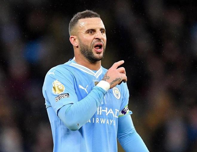 日职乙战报：热苏斯点射制胜，长崎成功丸2-1十人水户蜀葵（J2联赛战报：热苏斯点球制胜，长崎成功丸2-1击退十人水户蜀葵）