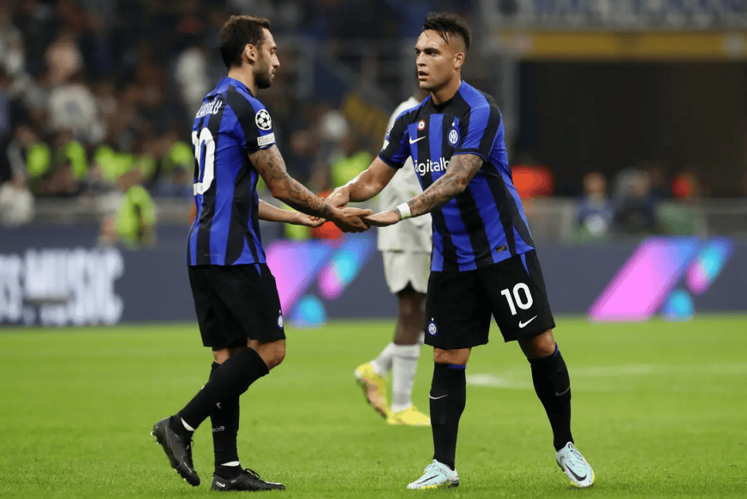 卡佩罗：差点被打成0-2前尤文踢得很糟；两名边锋回防是好迹象（卡佩罗：尤文此前踢得很糟，险些0-2落后；两名边锋回防是积极信号）