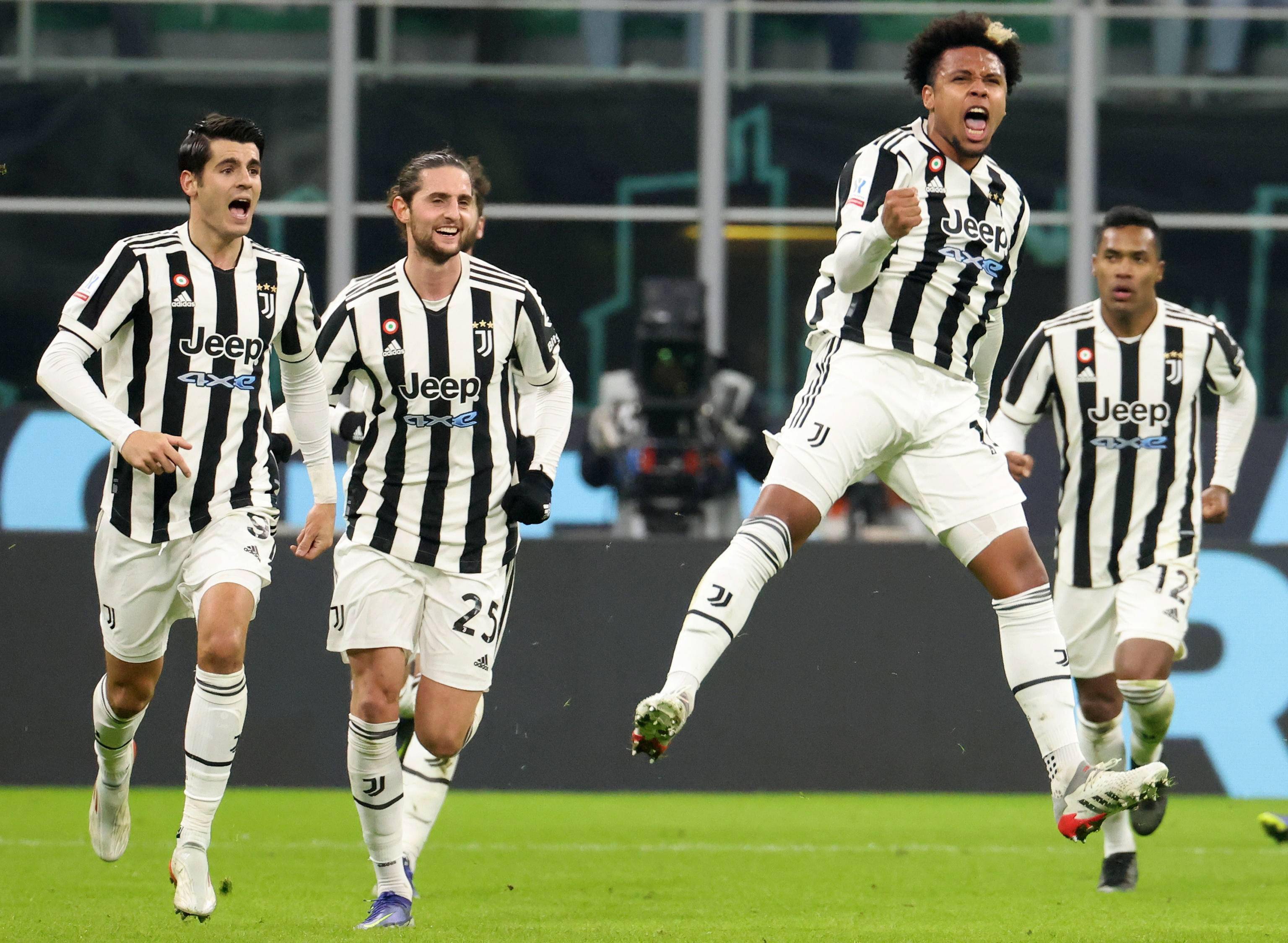 强者动作往往最简单（强者出手，往往极简）