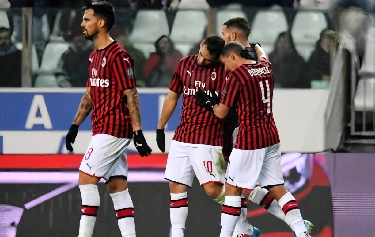 梅西：在巴黎足球层面我不太开心，一切都和我习惯的非常不同（梅西：在巴黎踢球并不快乐，许多方面与我的习惯大相径庭）