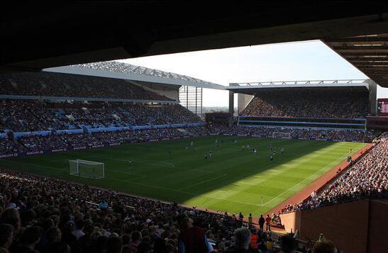 楚阿梅尼：我更喜欢踢6号位；阿隆索经常就后腰位置指导我（楚阿梅尼：我偏爱踢6号位，阿隆索常就后腰角色指点我）