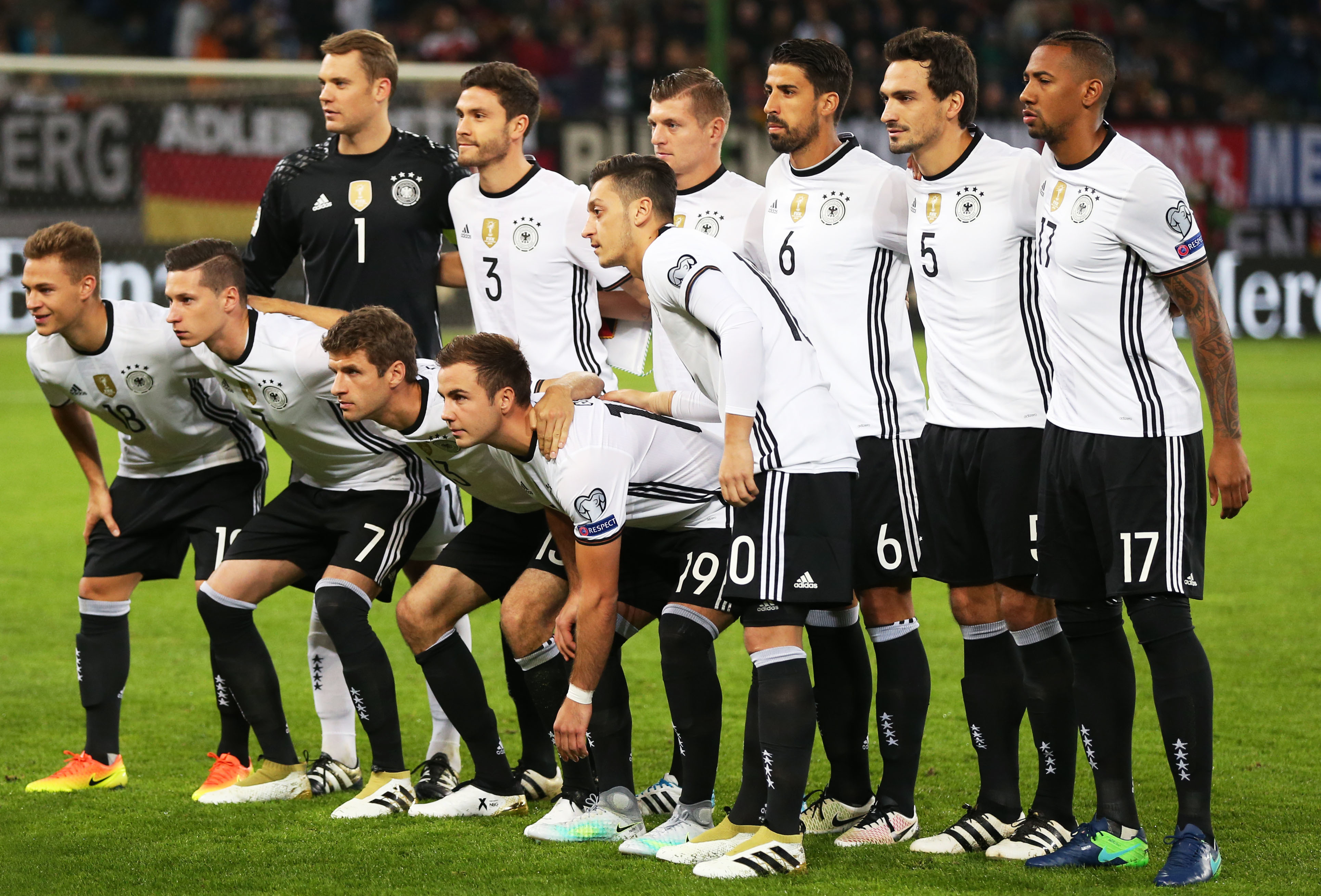 快船vs森林狼首发：伦纳德&哈登领衔斗法华子&兰德尔（快船战森林狼首发公布：伦纳德、哈登领衔对决华子、兰德尔）