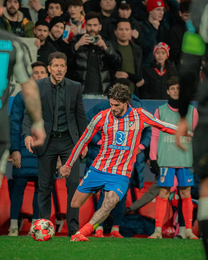 维尔茨对阵斯洛伐克全场数据：2次助攻，传球成功率近94%（维尔茨战斯洛伐克：送出2次助攻，传球成功率接近94%）