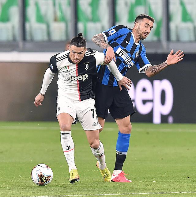 认识伊万-马耶：来自法国的19岁国米一线队新人（19岁法国新星伊万-马耶亮相国米一线队）