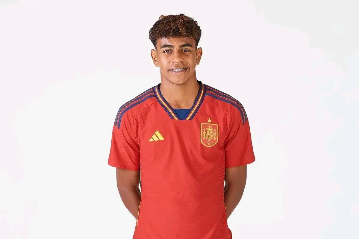 索莱尔：今夏被巴黎完全排除在外，不正常的备战影响了状态（索莱尔：今夏遭巴黎彻底弃用，备战失序致状态下滑）